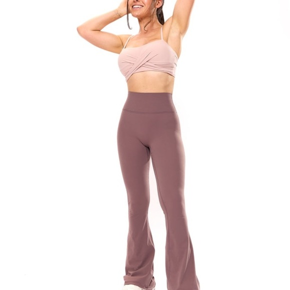 Buffbunny Ivy Wrap Berry Ice Pink Sports Bra Size Small - Picture 10 of 10
